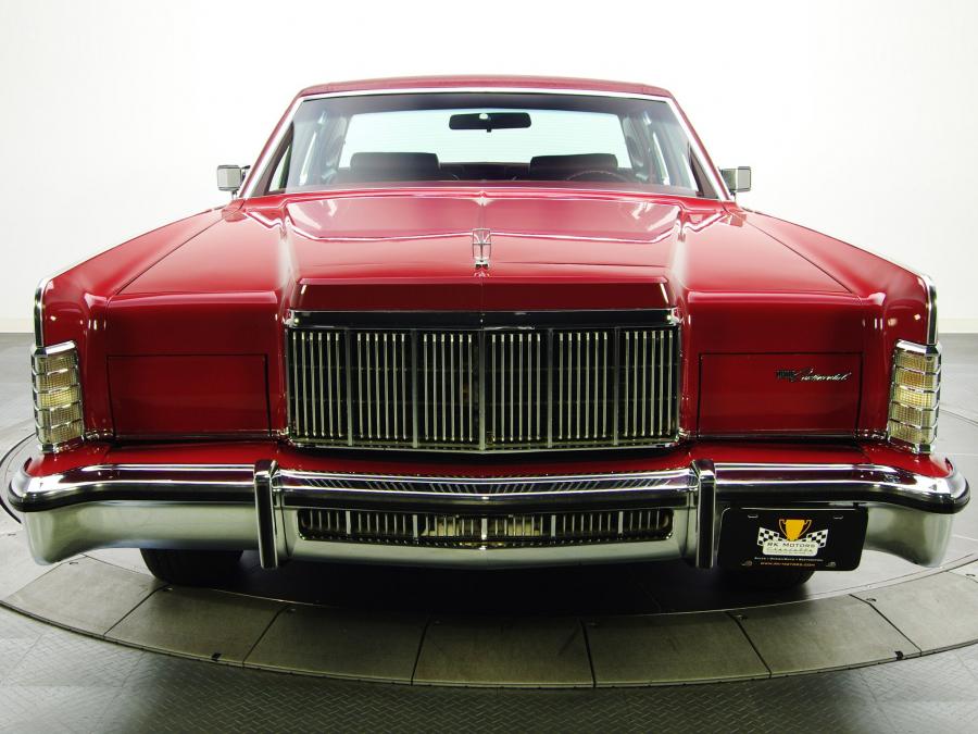  Lincoln Continental Town Car 1976 года  (фото 16 из 21)